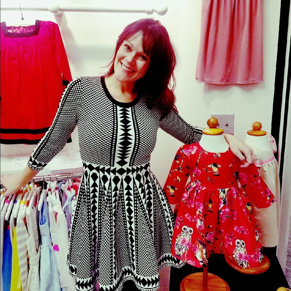 Meet your Posher, Elizabeth